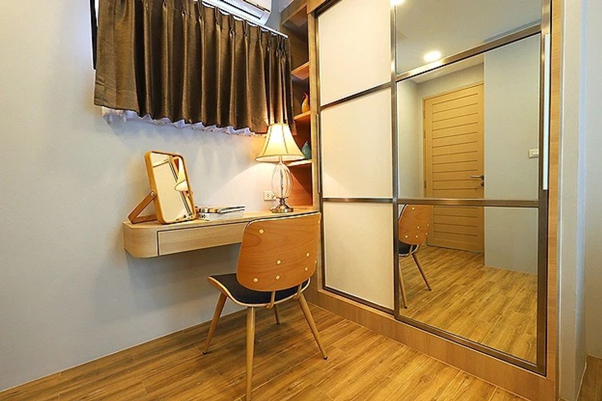 For RentSukhumvit, Asoke, Thonglor : Comfortable, Cozy, Pet-Friendly Apartment in the Center of Asoke 2BA 70 SQM 35,000