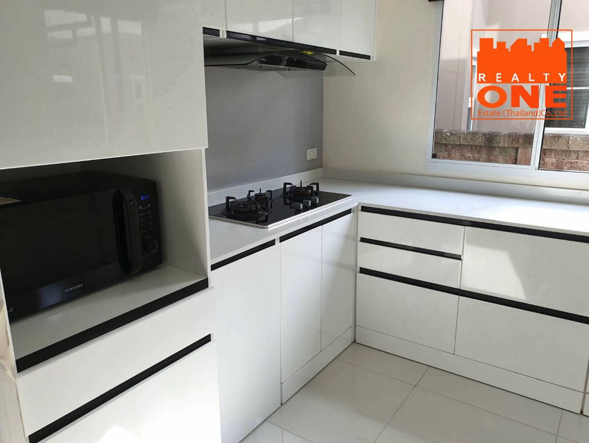 ขายบ้านพัฒนาการ ศรีนครินทร์ : ขายบ้านพร้อมอยู่ บรรยากาศเงียบสงบ ภัสสร เพรสทีจ ลุกซ์ (Passorn Prestige Luxe) พัฒนาการ 38