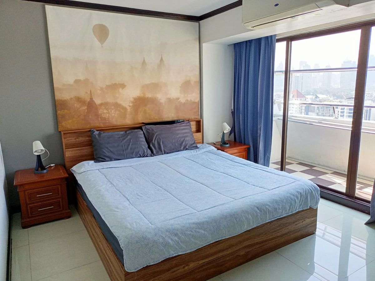 คอนโดนานา : ขาย/ให้เช่า Omni Tower 105 ตรม. 3 นอน 2 น้ำ ชั้น 15 สุขุมวิท ซ. 4 ใกล้ BTS นานา 