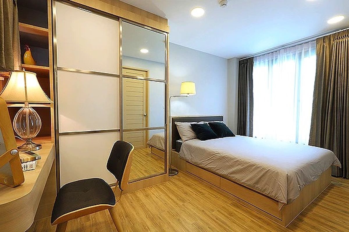 For RentSukhumvit, Asoke, Thonglor : Comfortable, Cozy, Pet-Friendly Apartment in the Center of Asoke 2BA 70 SQM 35,000