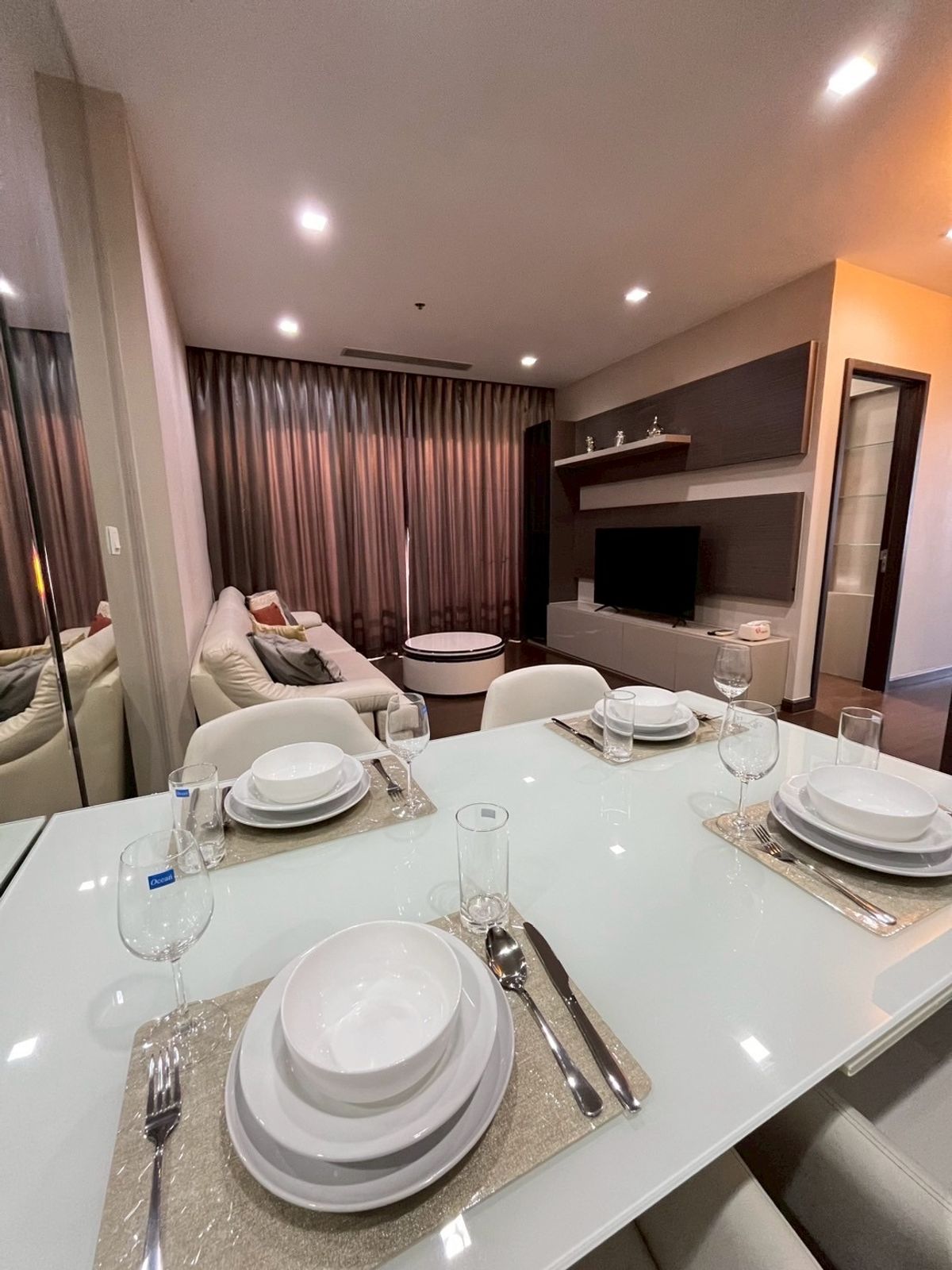 ให้เช่าคอนโดรัชดา ห้วยขวาง : ให้เช่าIVY AMPIO 2BEDROOM ห้องมุม 80sq.m พร้อมอยู่🫡