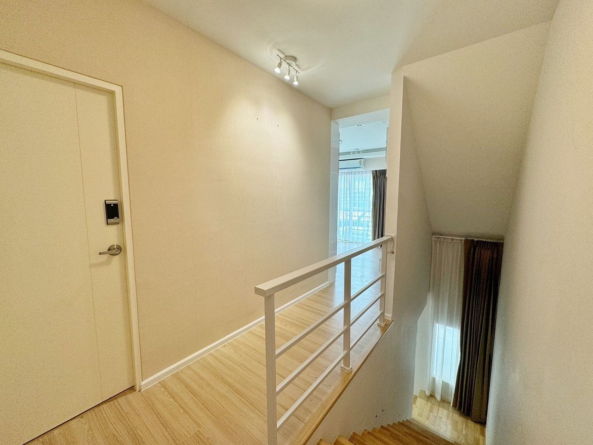 ขายทาวน์โฮมลาดกระบัง สุวรรณภูมิ : บ้านกลางเมือง สวนหลวง / 3 ห้องนอน (ขาย), Baan Klang Muang Suanluang / 3 Bedrooms (FOR SALE) FON064