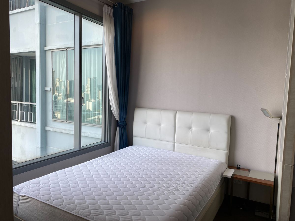 For RentCondoRama9, Petchburi, RCA : For rent ✨ Q asoke Room Stuido Size 32SQM with MRT Phetchaburi 0 meters only 20,000 baht per month 📞 Call now 065-2614622