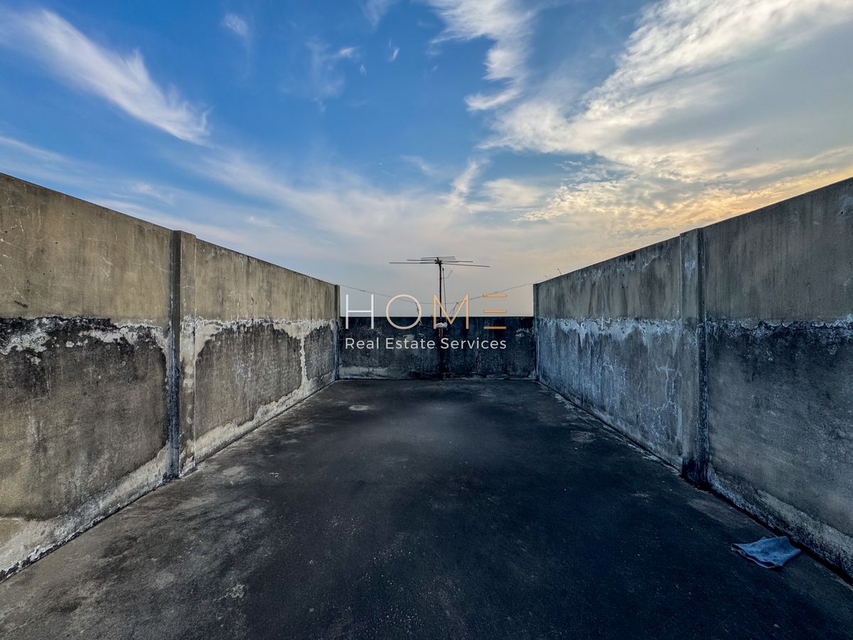 For SaleShop HouseRama5, Ratchapruek, Bangkruai : Commercial buildings on the main road, Pathum Samphan / 4.5 layers (sell), Commercial Building on the Main Road Pathum sampharan / 4.5 Floors (For Sale) Cof674