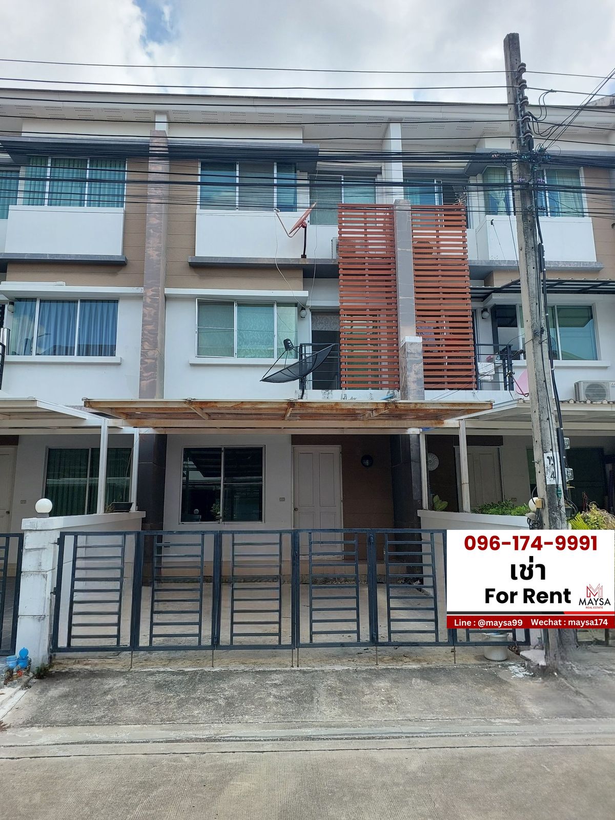 ให้เช่าทาวน์โฮมลาดกระบัง สุวรรณภูมิ : 🏡 ให้เช่าทาวน์โฮม 3 ชั้น ใกล้โรบินสันลาดกระบัง ใกล้สนามบินสุวรรณภูมิ 🎉 โรบินสัน ไลฟ์สไตล์ลาดกระบัง 1กม. เฟอร์นิเจอร์และเครื่องใช้ไฟฟ้าบางส่วน พร้อมเข้าอยู่ ✅✅