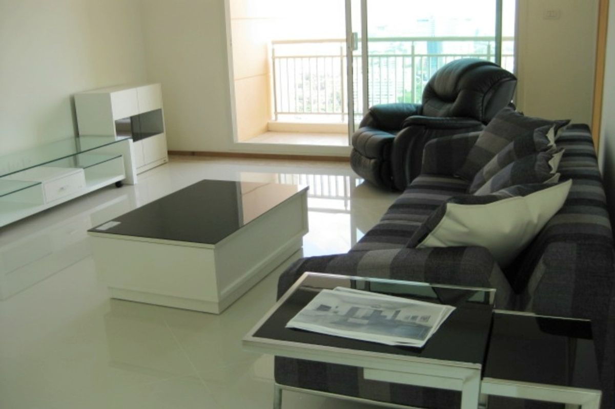ให้เช่าคอนโดสาทร นราธิวาส : For Rent!! The Empire Place 2 Bed 105Sq.m. fl20++ @45,000Thb