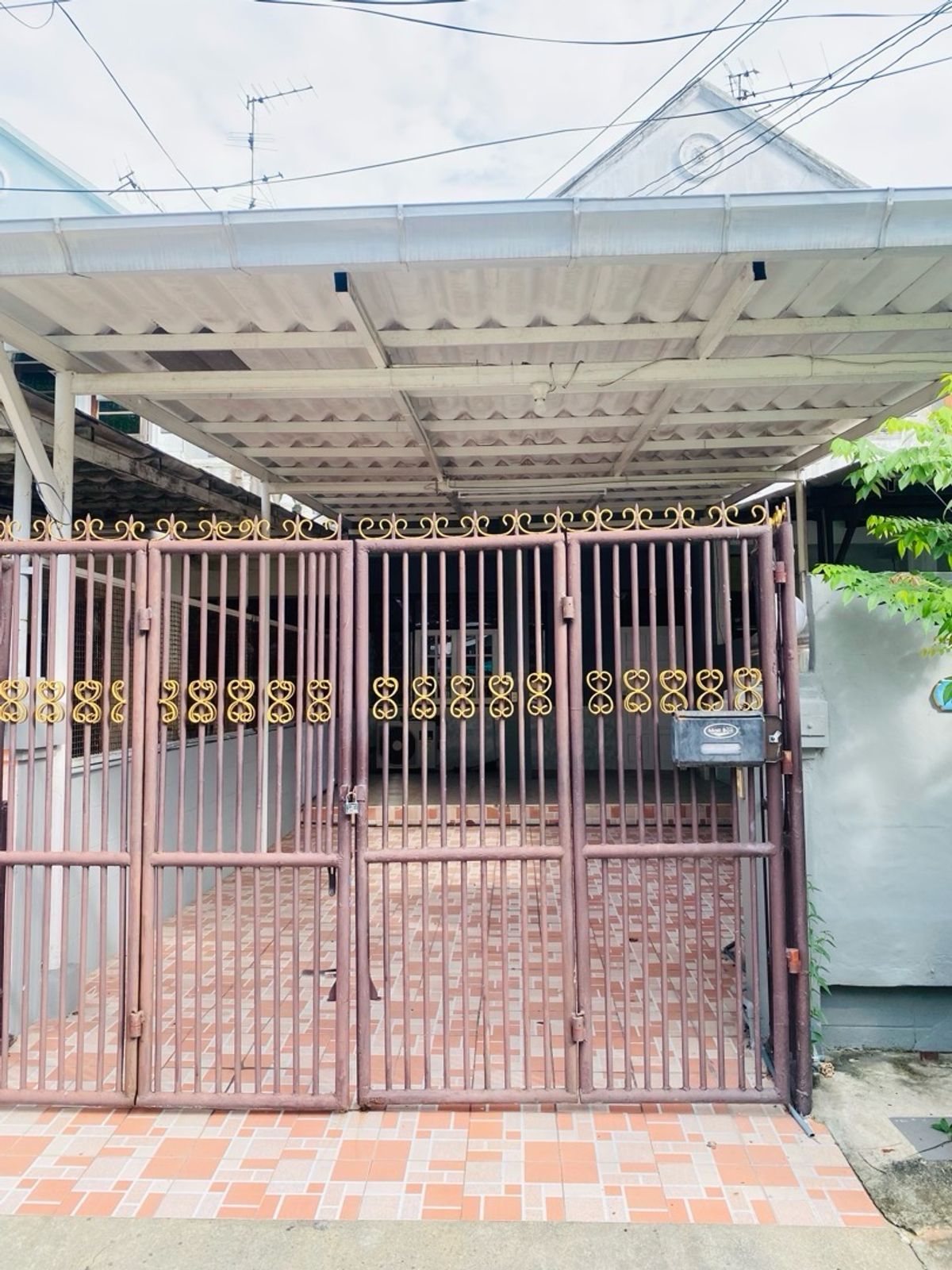 ให้เช่าทาวน์โฮมอ่อนนุช อุดมสุข : ให้เข่า ทาวน์โฮม2ชั้น ขนาดใหญ่ จอดรถในบ้าน1คัน