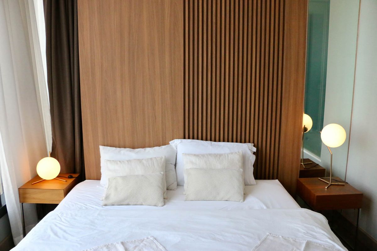 ขายคอนโดพระราม 9 เพชรบุรีตัดใหม่ RCA : FQ ขายพร้อมผู้เช่า The Esse at Singha Complex ราคา 13,800,000 บาท [#HI1253]
