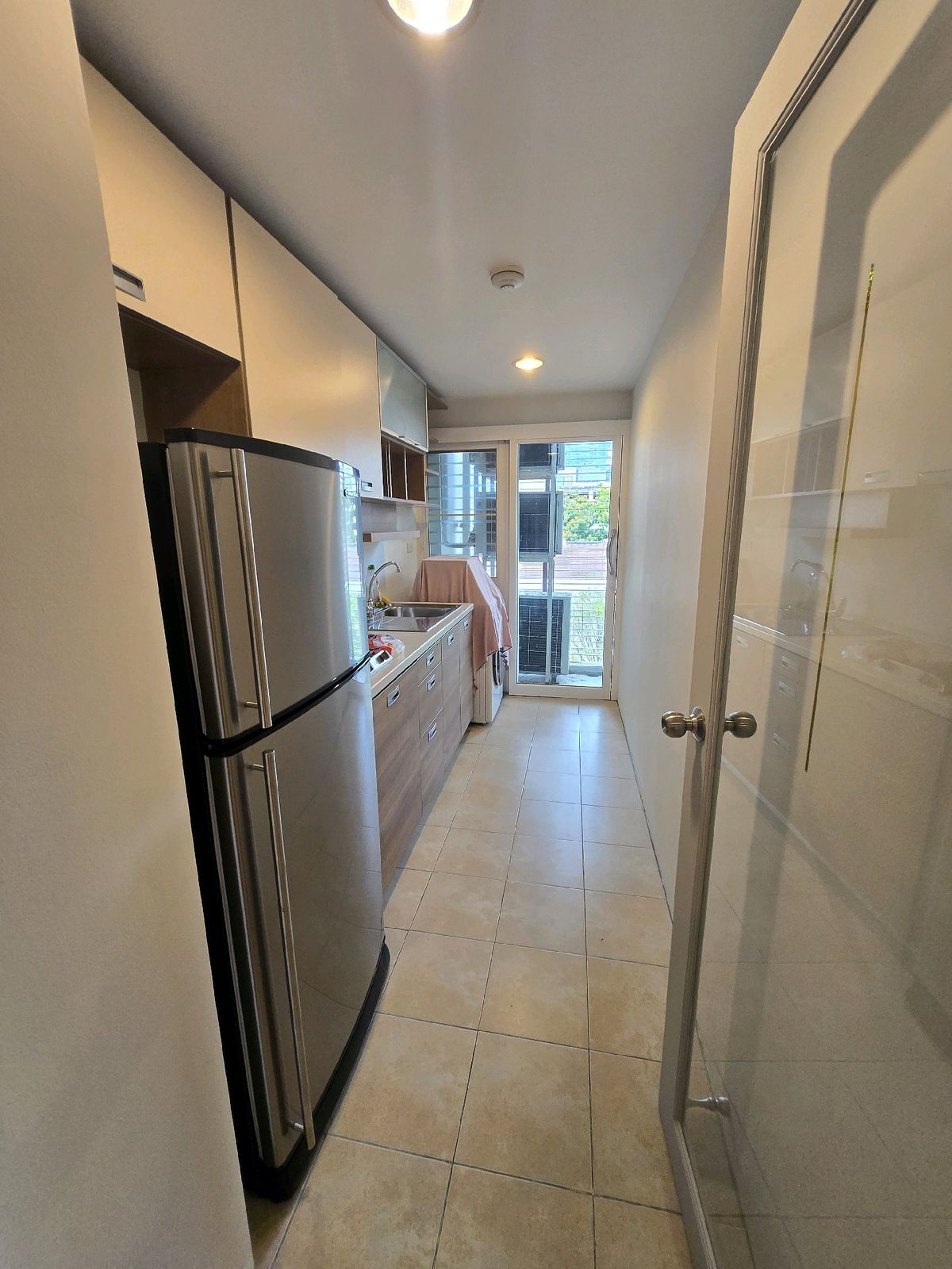 For SaleCondoWongwianyai, Charoennakor : Condo for sale at The Fine at River Charoen Nakhon- Khlong San, Bangkok, 2 bedrooms, 1 bathroom, living room, dining room, with a separate kitchen, 61 sq.m., beautiful room, good condition ready to move in. 