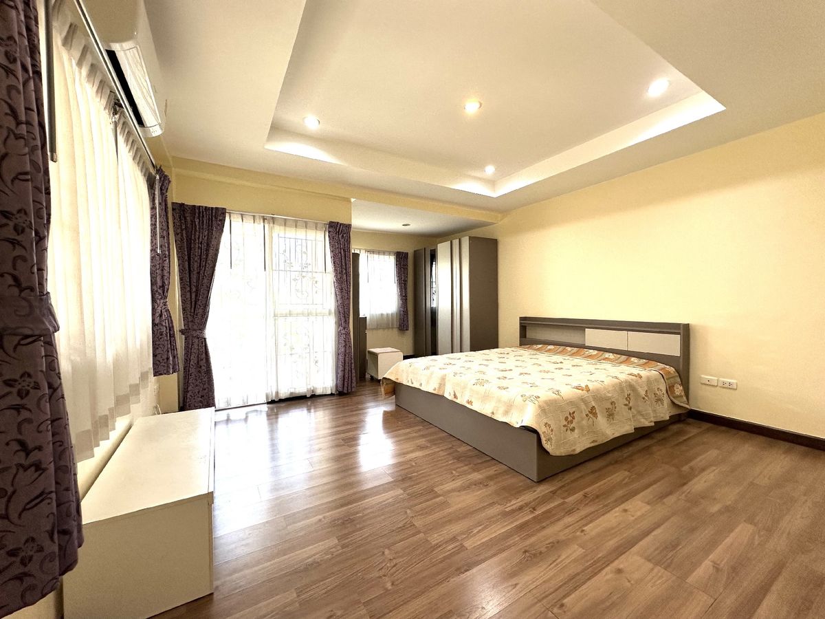 For RentTownhomeNakhon Pathom : Rent a townhouse, Im Amporn Thawee Watthana, near Mahidol University, Salaya Phutthamonthon 4, Kanchanaphisek Medical Center