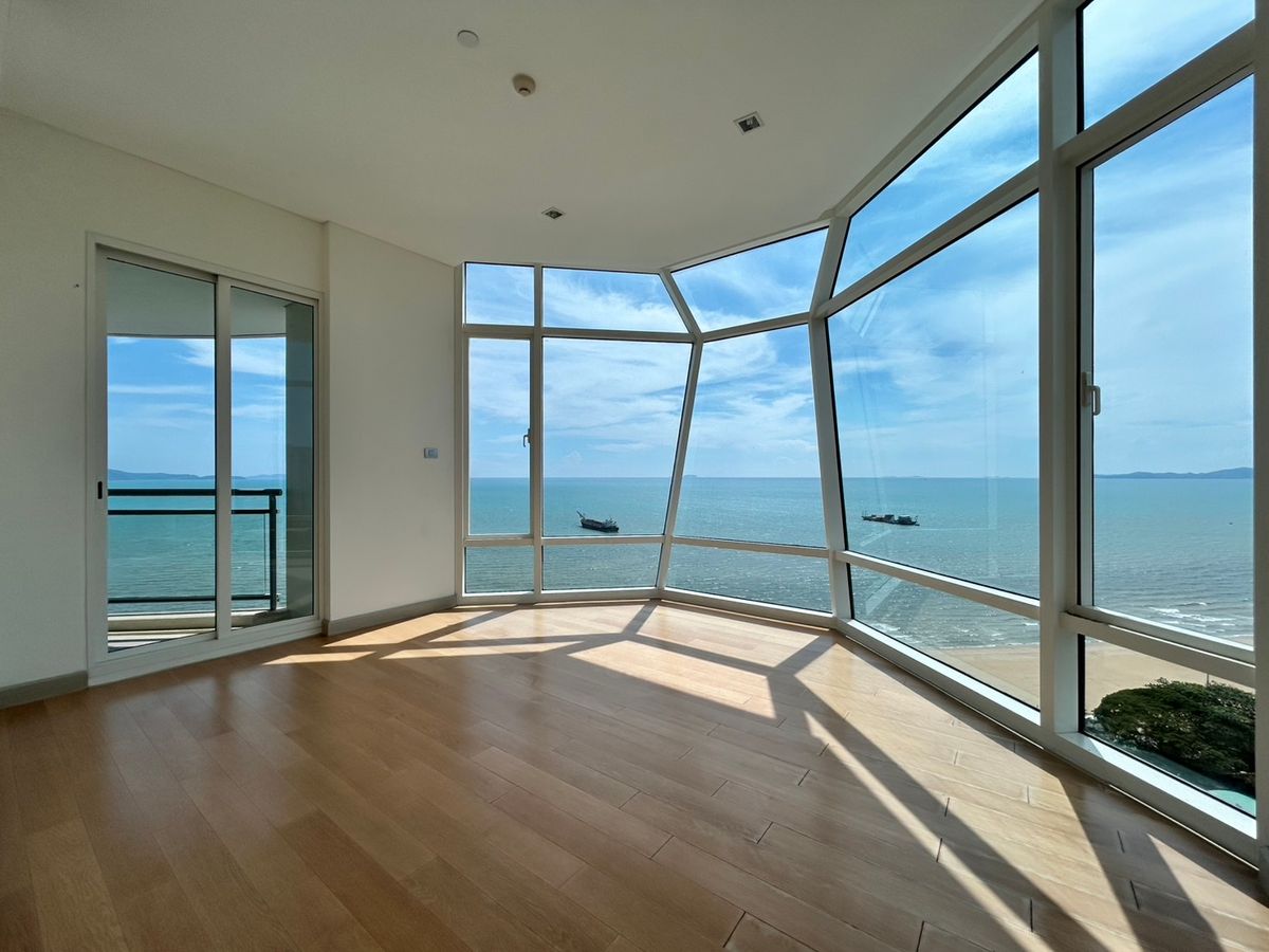 ขายคอนโดพัทยา บางแสน ชลบุรี สัตหีบ : Beachfront คอนโดติดทะเล วิวสวย 180 องศา