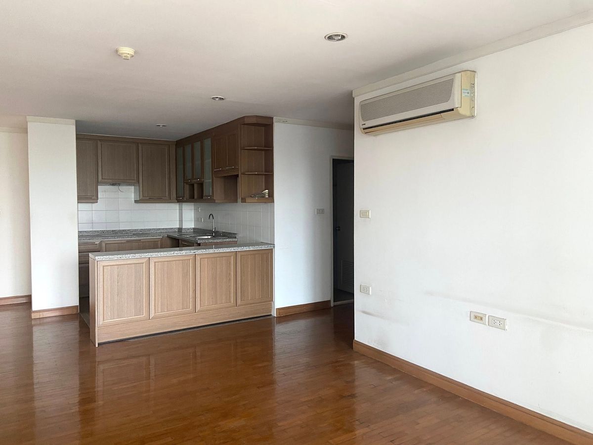 ขายคอนโดสาทร นราธิวาส : รหัสทรัพย์ Som0908 ขาย Baan Siri Sathorn Suanplu