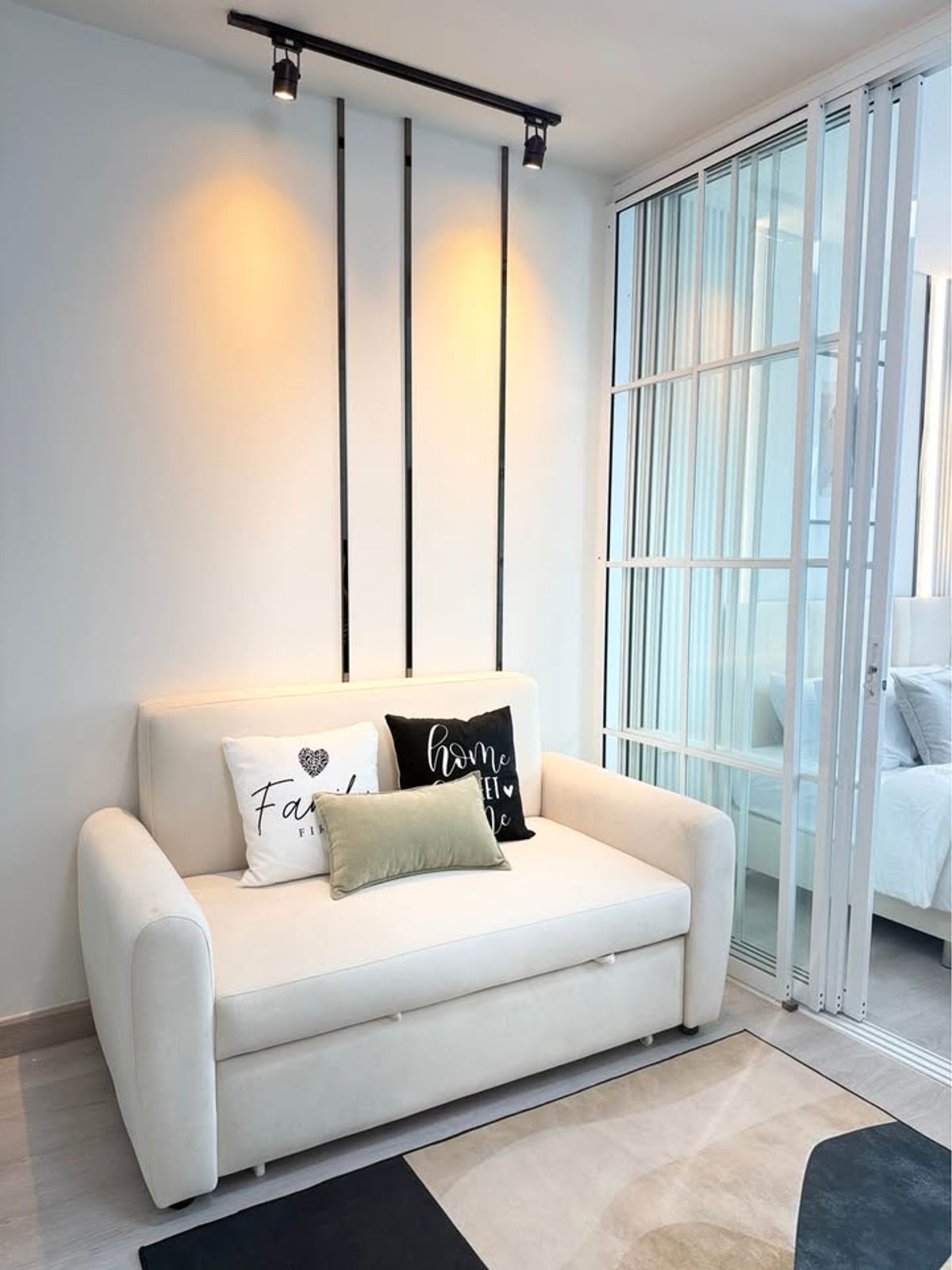 ขายคอนโดเสรีไทย-นิด้า : 🎉✨ คอนโด 624 คอนโดเลต ลาดพร้าว ✨ ตกแต่งใหม่สวย เฟอร์ครบ พร้อมอยู่ 