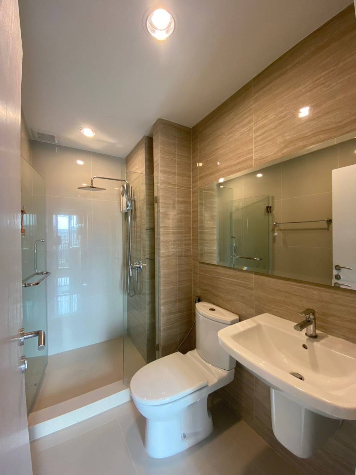 ให้เช่าคอนโดบางนา แบริ่ง ลาซาล : ให้เช่า ✨ Niche Mono Sukhumvit - Bearing ✨ เฟอร์นิเจอร์ และ เครื่องใช้ไฟฟ้าครบ ใกล้ BTS แบริ่ง