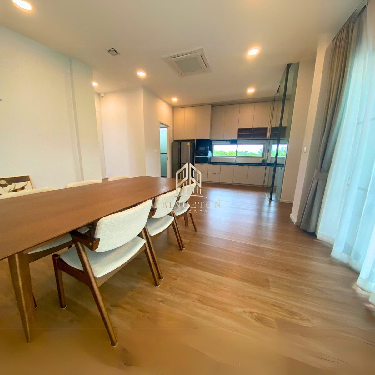 บ้านพัฒนาการ ศรีนครินทร์ : ขายหรือเช่า วีเว่ พระราม 9  📞092-4252445 VIVE Rama 9