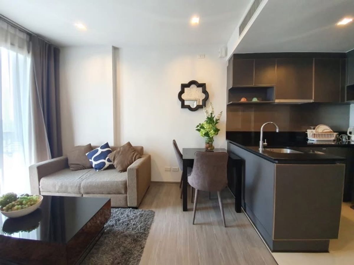 ให้เช่าคอนโดวงเวียนใหญ่ เจริญนคร : SN888278 Luxury Condo @Nye by Sansiri