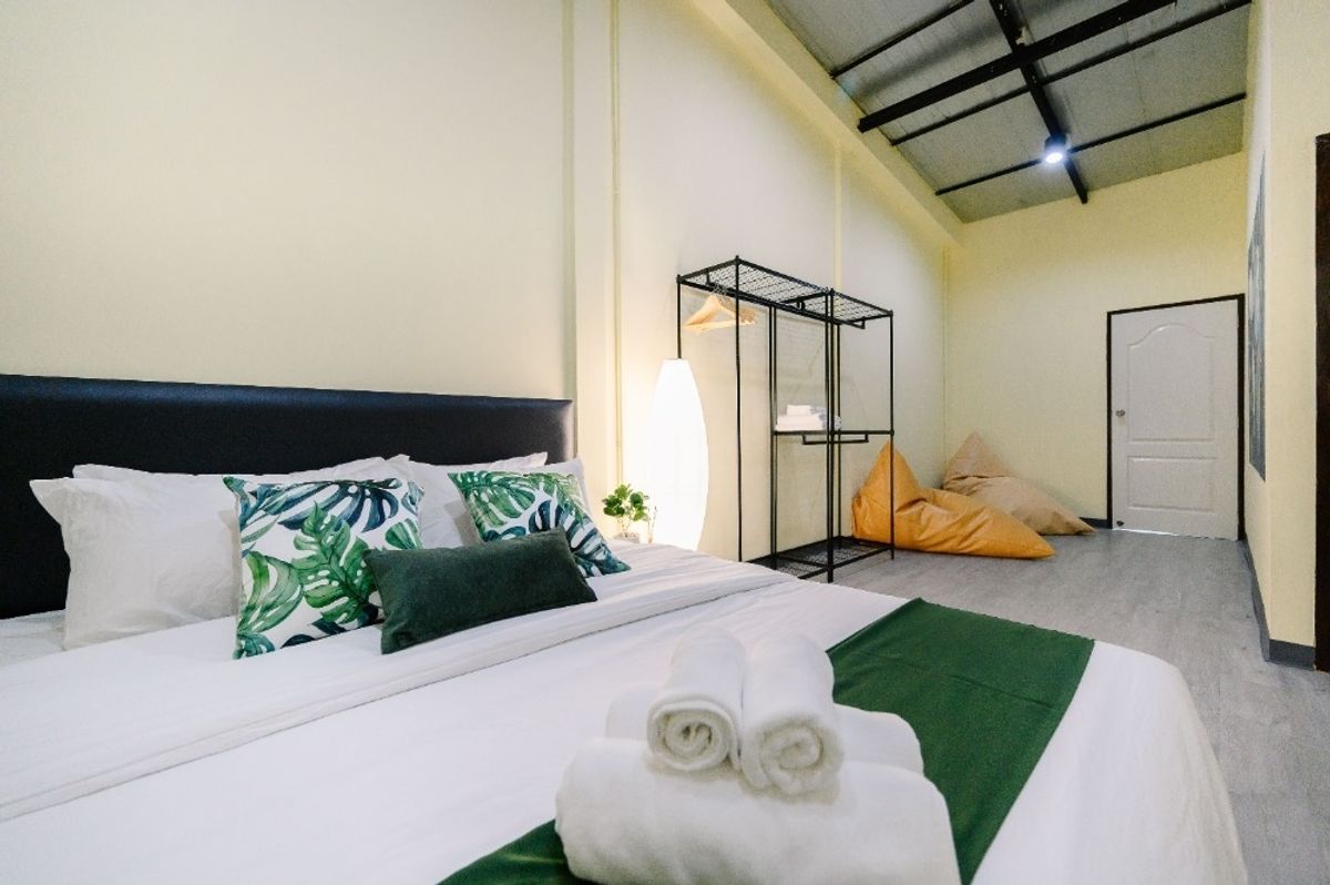 ขายอาคารพาณิชย์สยาม จุฬา สามย่าน : ขายอาคารพาณิชย์ MRT หัวลำโพง 2 ชั้น เหมาะ ลงทุนมาก (N.1599)