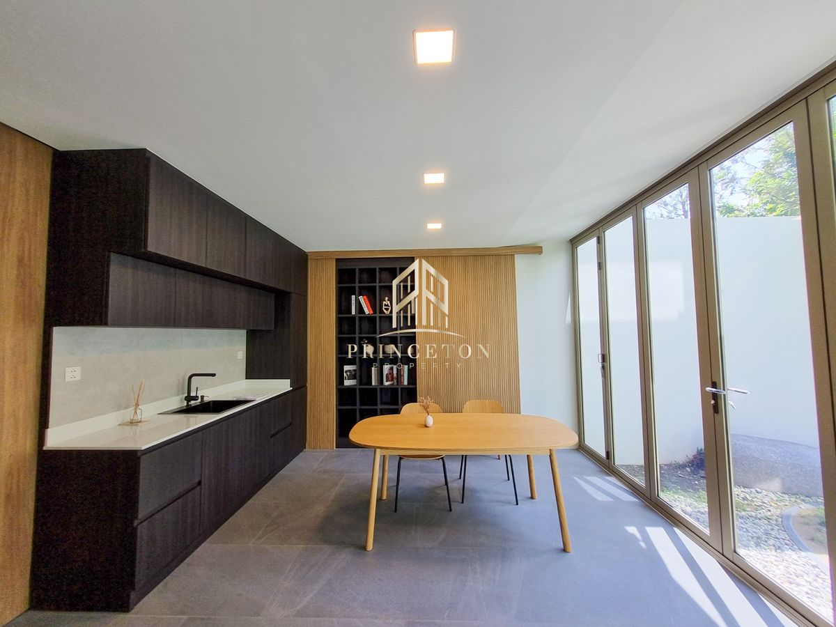 HousePattanakan, Srinakarin : VIVE Rama 9 complete with furniture 📞092-4252445