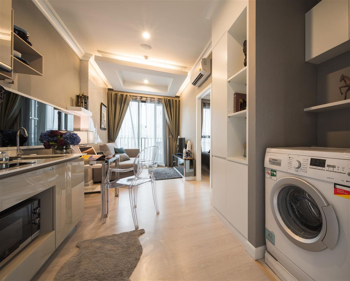 ขายคอนโดพระราม 9 เพชรบุรีตัดใหม่ RCA : ราคาดี ย่านทองหล่อ ใกล้ รพ กรุงเทพ 1 นอน 081-245-7349