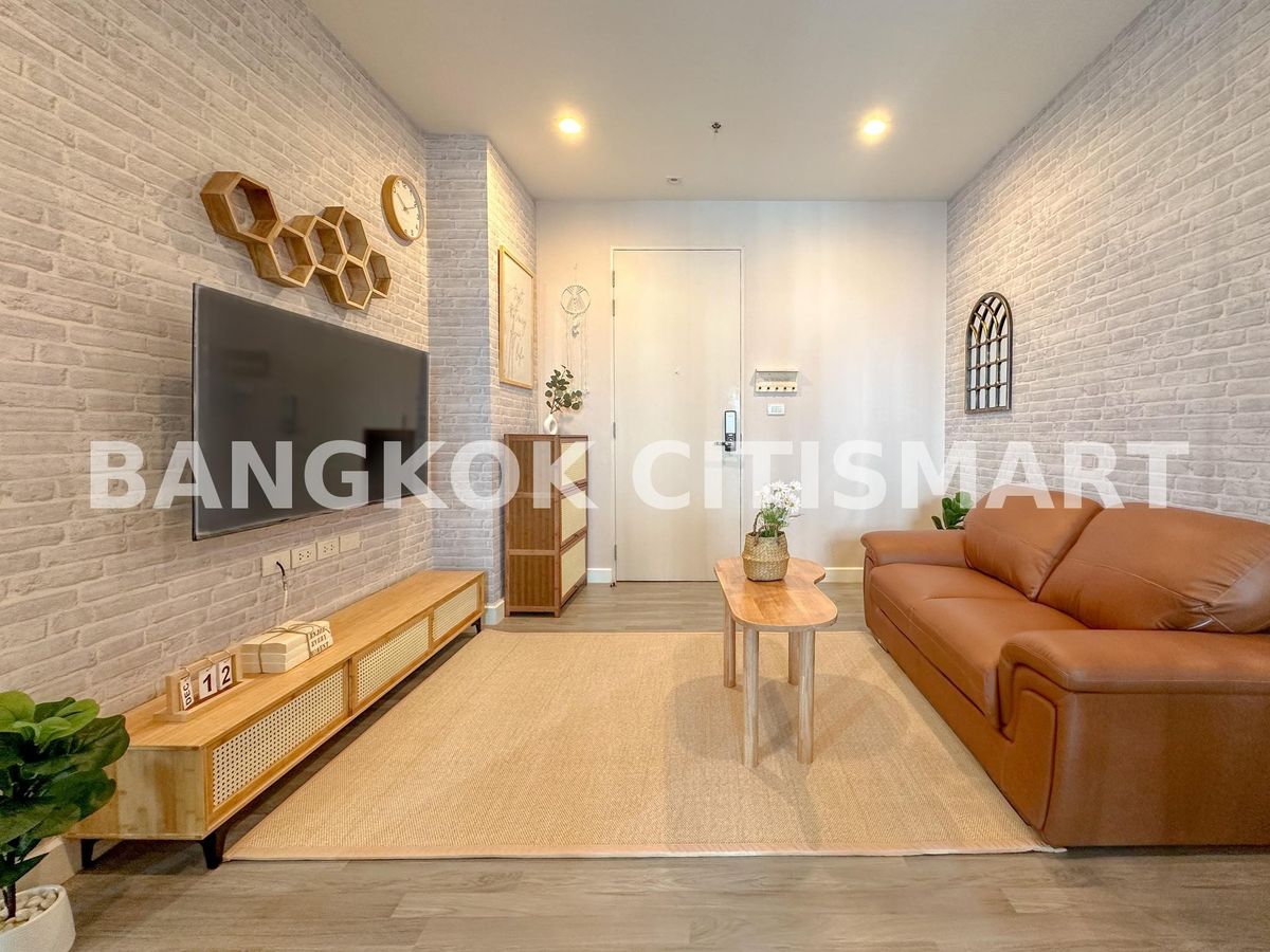 For SaleCondoWongwianyai, Charoennakor : Beautiful decoration room with rent ❗❗ 1 Bed 50.29 sqm: The Room BTS Wongwianyai: Aum 065-512-1395
