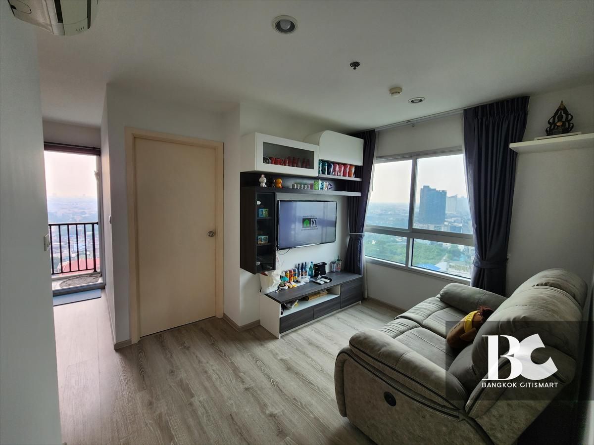 For SaleCondoBang kae, Phetkasem : Condo in front of Siam University On the main road, Petchkasem, convenient to travel near BTS Bang Wa