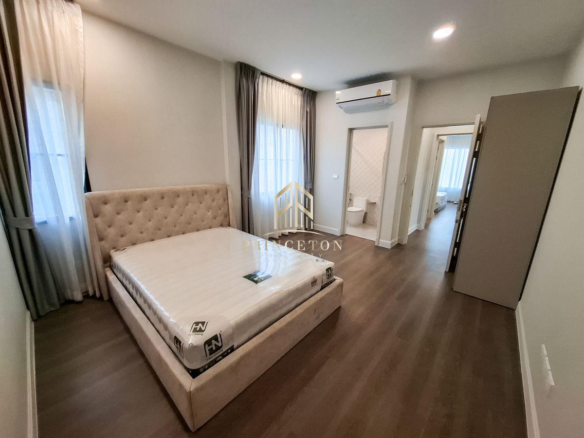 HousePattanakan, Srinakarin : Luxury House For Sale or Rent Nantawan Rama 9 New Krungthep Kreetha 