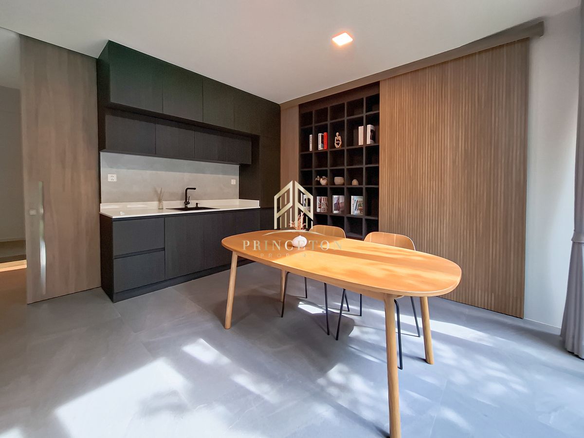 HousePattanakan, Srinakarin : VIVE Rama 9 complete with furniture 📞092-4252445