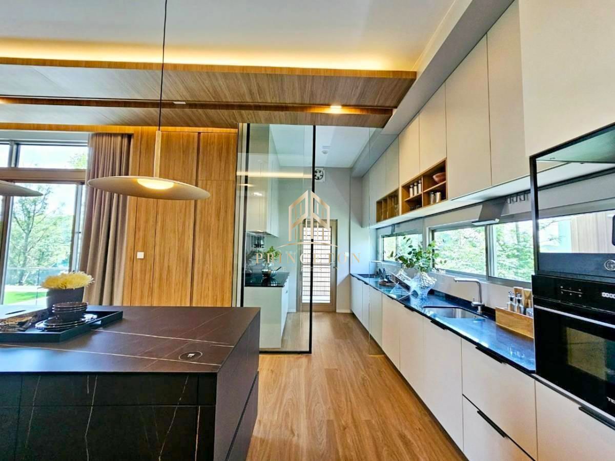 HousePattanakan, Srinakarin : VIVE Rama 9 near Wellington College 📞092-4252445