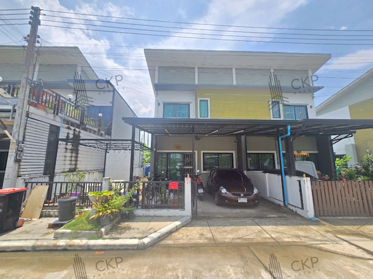 ขายบ้านปทุมธานี รังสิต ธรรมศาสตร์ : บ้านแฝด มบ.ทรัพย์ธานี 5 ติดถนนรังสิต-นครนายก ใกล้ม.ราชมงคลธัญบุรี ใกล้ห้างสรรพสินค้าหลายแห่งและตลาด