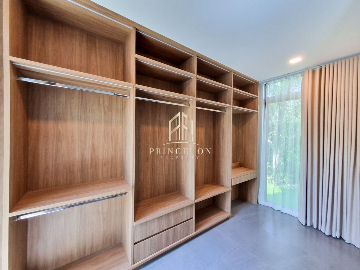 HousePattanakan, Srinakarin : VIVE Rama 9 complete with furniture 📞092-4252445