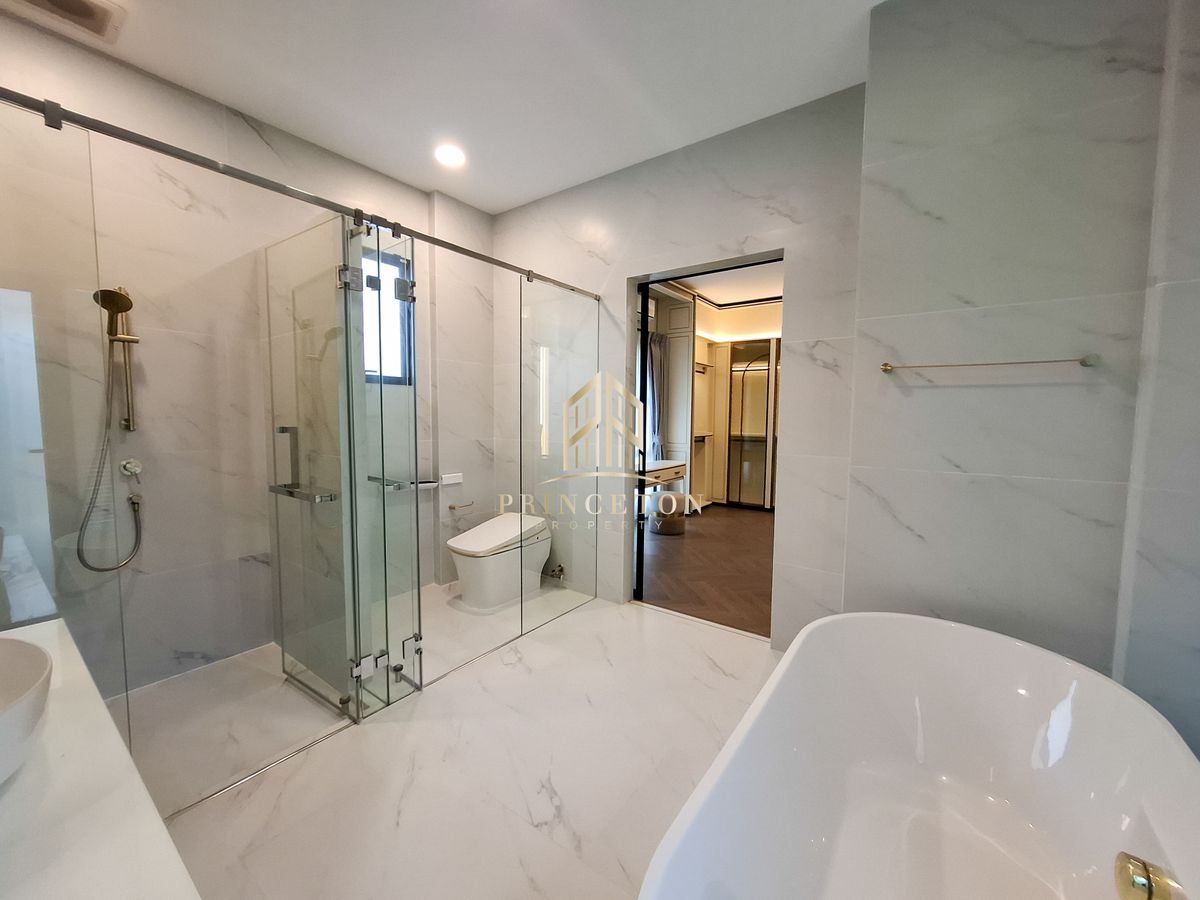 HousePattanakan, Srinakarin : Luxury House For Sale or Rent Nantawan Rama 9 New Krungthep Kreetha 