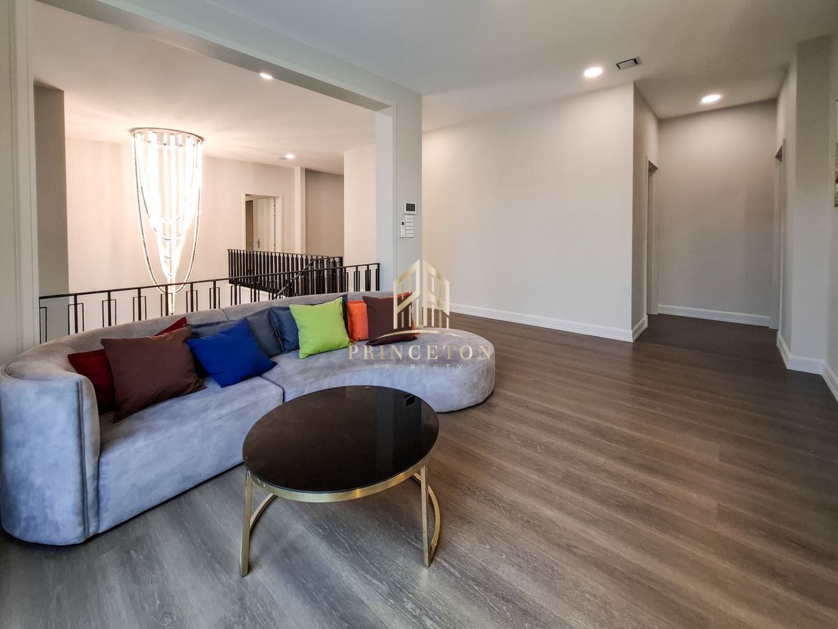 HousePattanakan, Srinakarin : Luxury House For Sale or Rent Nantawan Rama 9 New Krungthep Kreetha 