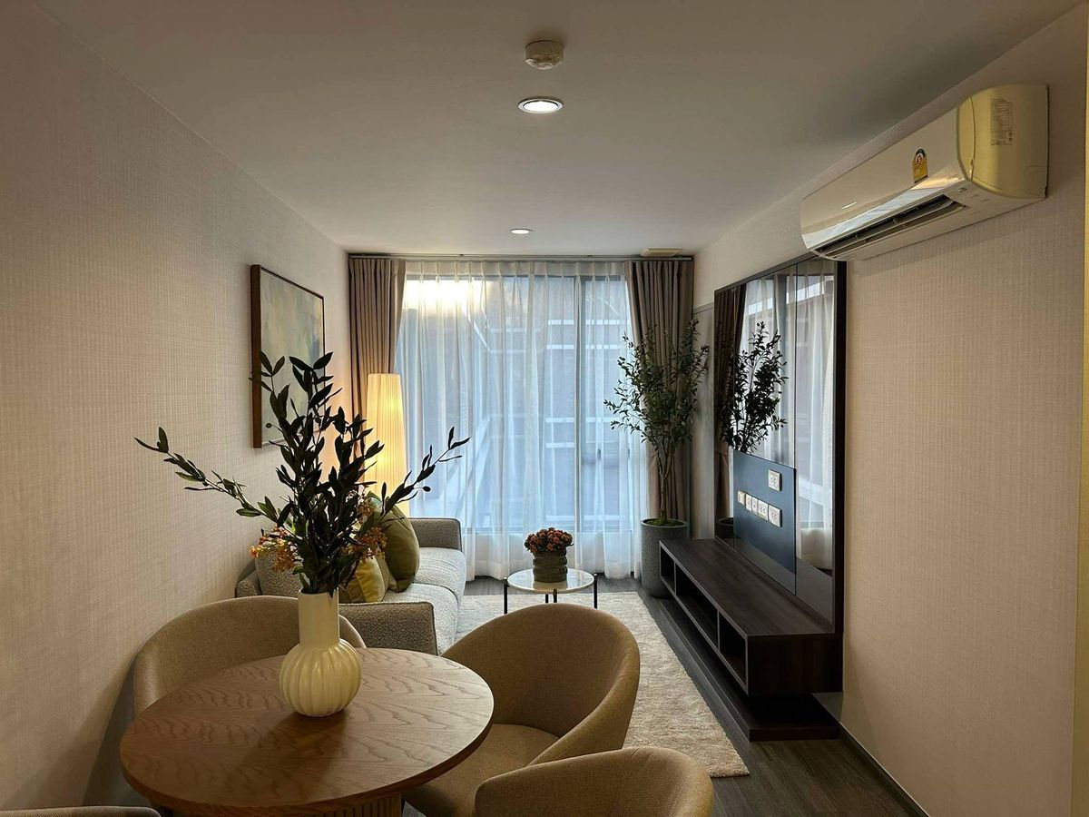 ให้เช่าคอนโดสุขุมวิท อโศก ทองหล่อ : 🏡Cozy 2 Bedroom Unit For RENT @IDEO Mobi Sukhumvit 40 🏡