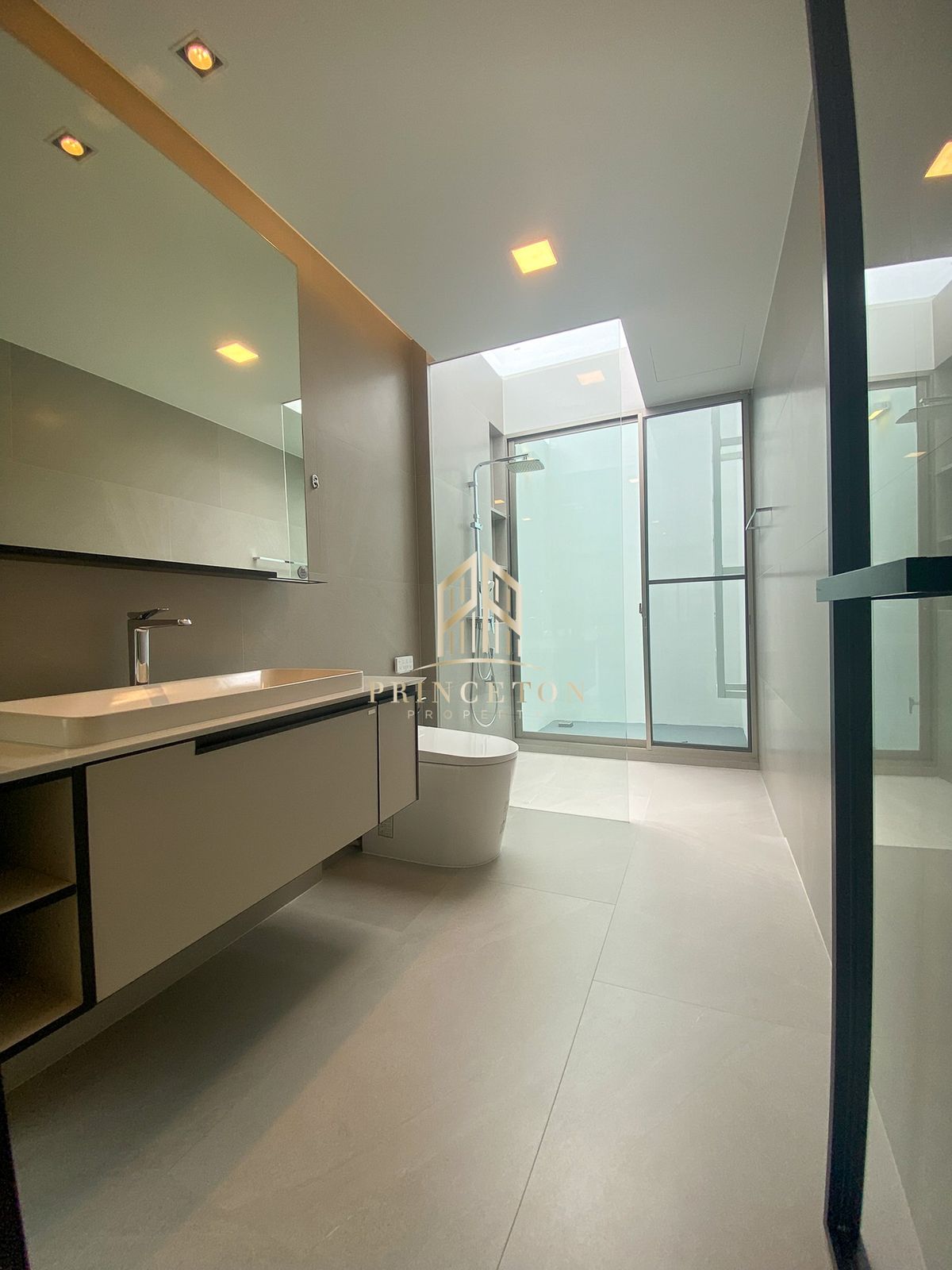 บ้านพัฒนาการ ศรีนครินทร์ : ขายหรือเช่า วีเว่ พระราม 9  📞092-4252445 VIVE Rama 9