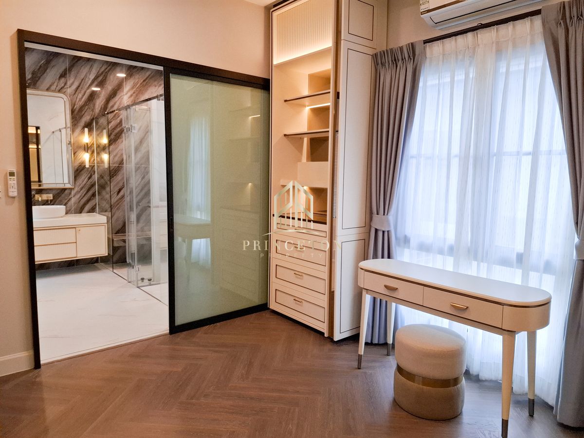 HousePattanakan, Srinakarin : Luxury House For Sale or Rent Nantawan Rama 9 New Krungthep Kreetha 