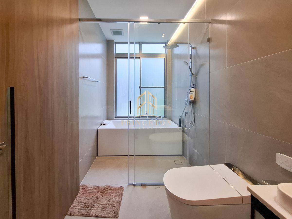 HousePattanakan, Srinakarin : VIVE Rama 9 complete with furniture 📞092-4252445