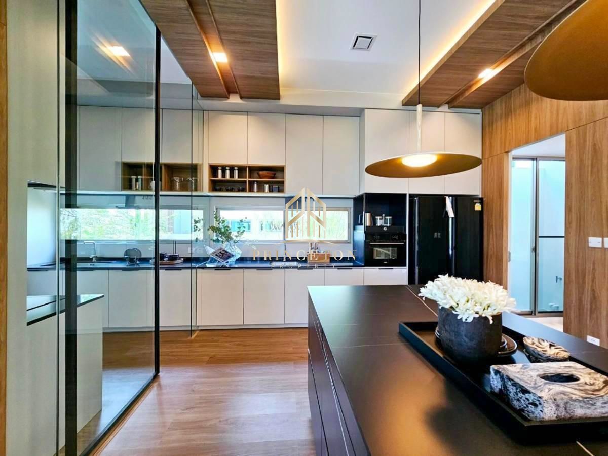 HousePattanakan, Srinakarin : VIVE Rama 9 near Wellington College 📞092-4252445