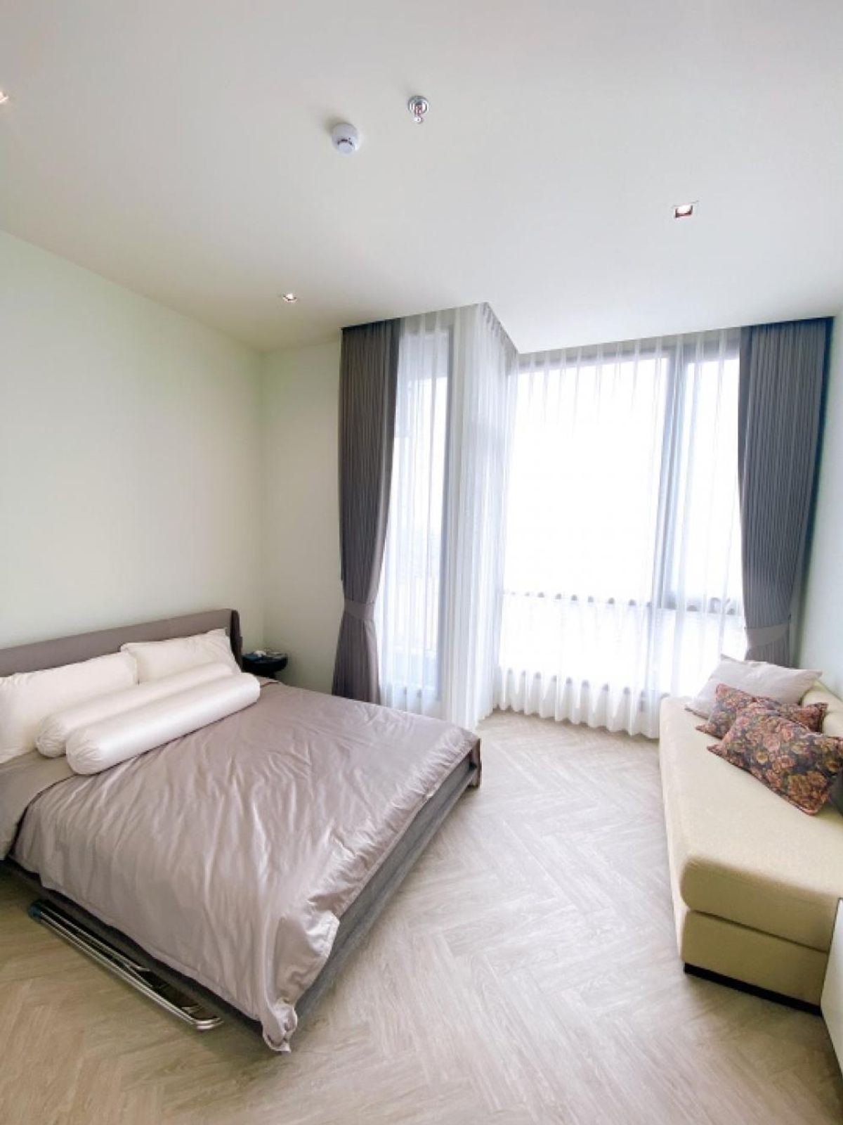 ให้เช่าคอนโดวงเวียนใหญ่ เจริญนคร : ให้เช่า 📍 Chapter Charoennakhon - Riverside 📍 เฟอร์นิเจอร์ และ เครื่องใช้ไฟฟ้าครบ ใกล้ BTS กรุงธนบุรี