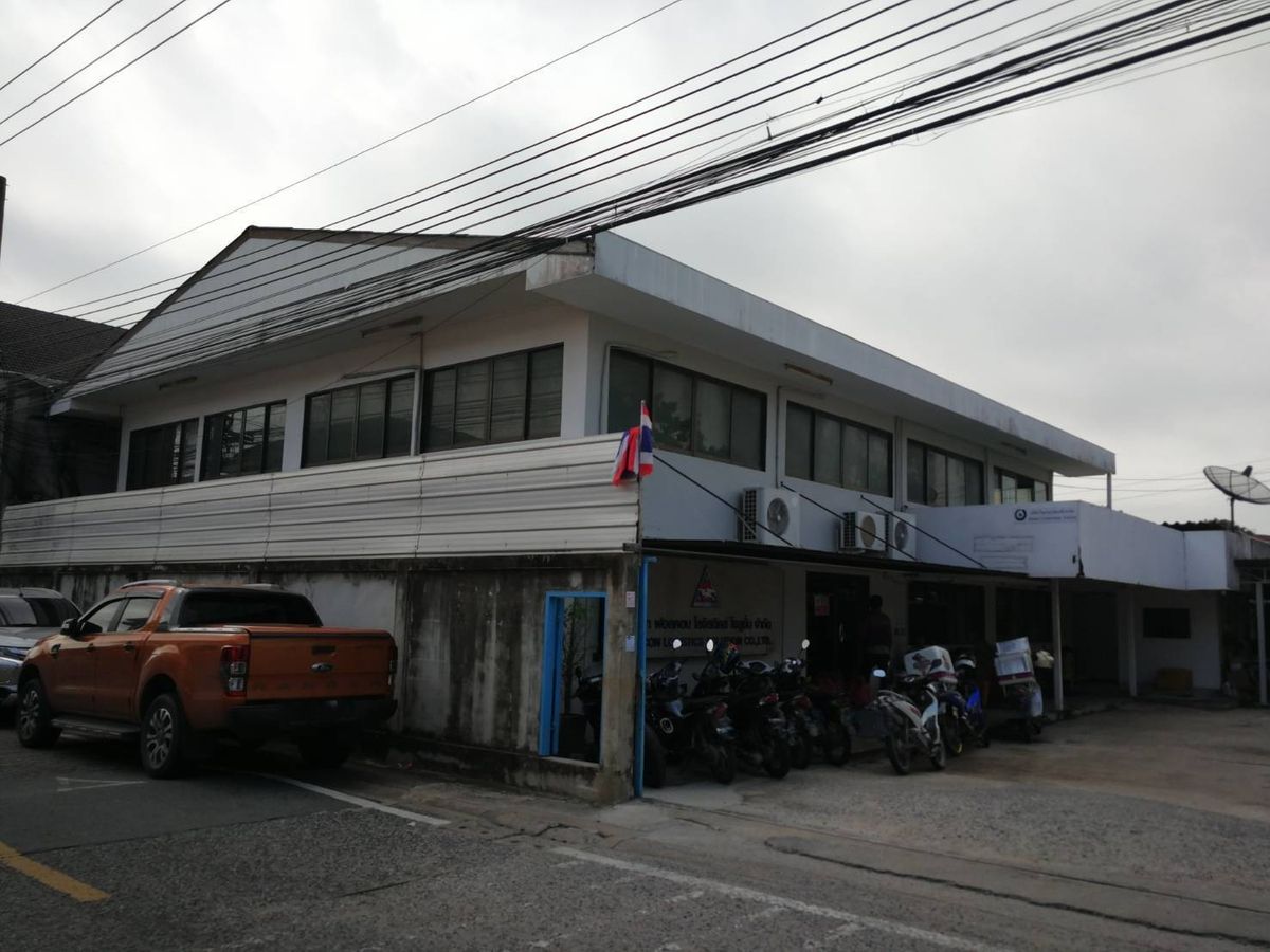 ขายโกดังลาดกระบัง สุวรรณภูมิ : โกดัง เฉลิมพระเกียรติ ร.9 ซอย 43 / 2 ชั้น (ขายพร้อมผู้เช่า), Warehouse Chalermprakiet Rama 9 Soi 43 / 2 Floors (SALE WITH TENANT) FON073