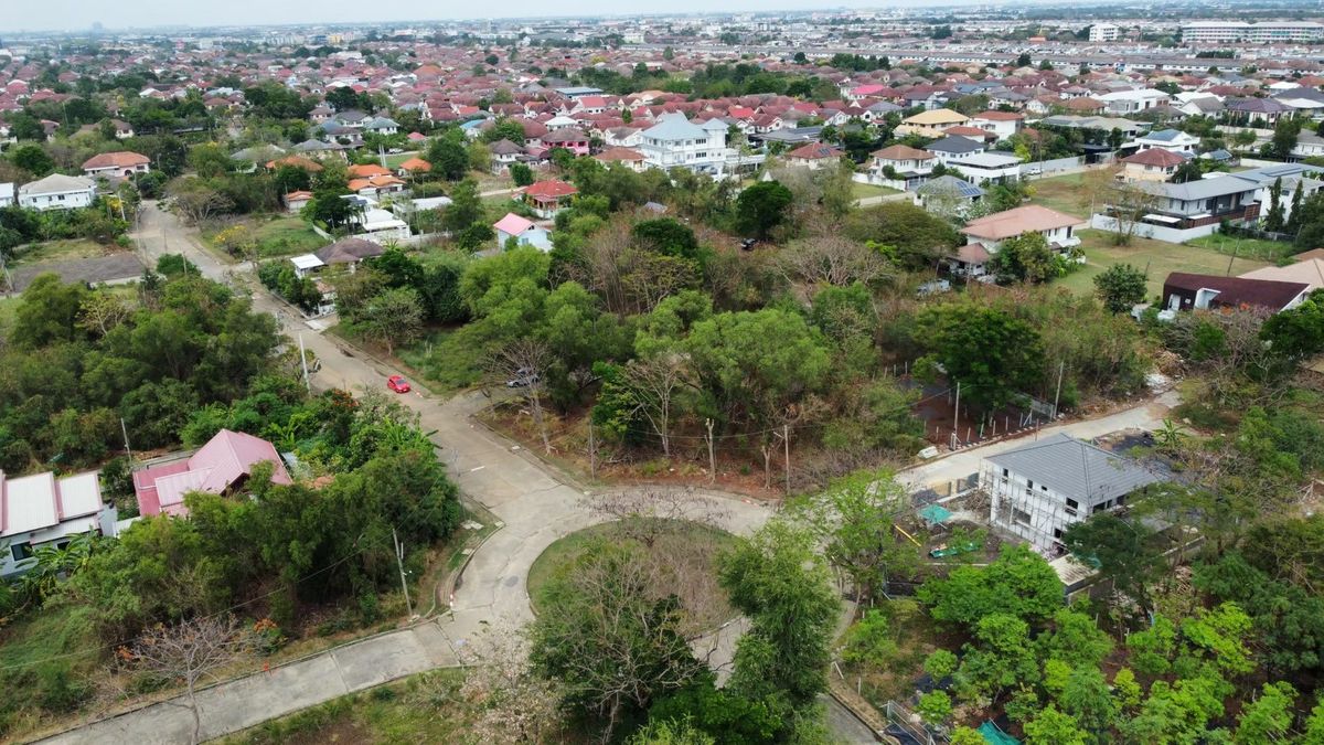 ขายที่ดินปทุมธานี รังสิต ธรรมศาสตร์ : ขายที่ดินเปล่า แปลงริม หมู่บ้านสีวลี 1 รังสิต-คลอง 2 (Land & Houses) 📍 ถนนรังสิต-นครนายก ขายถูกที่สุดในโครงการ‼️ ราคาต่ำกว่าประเมินมาก