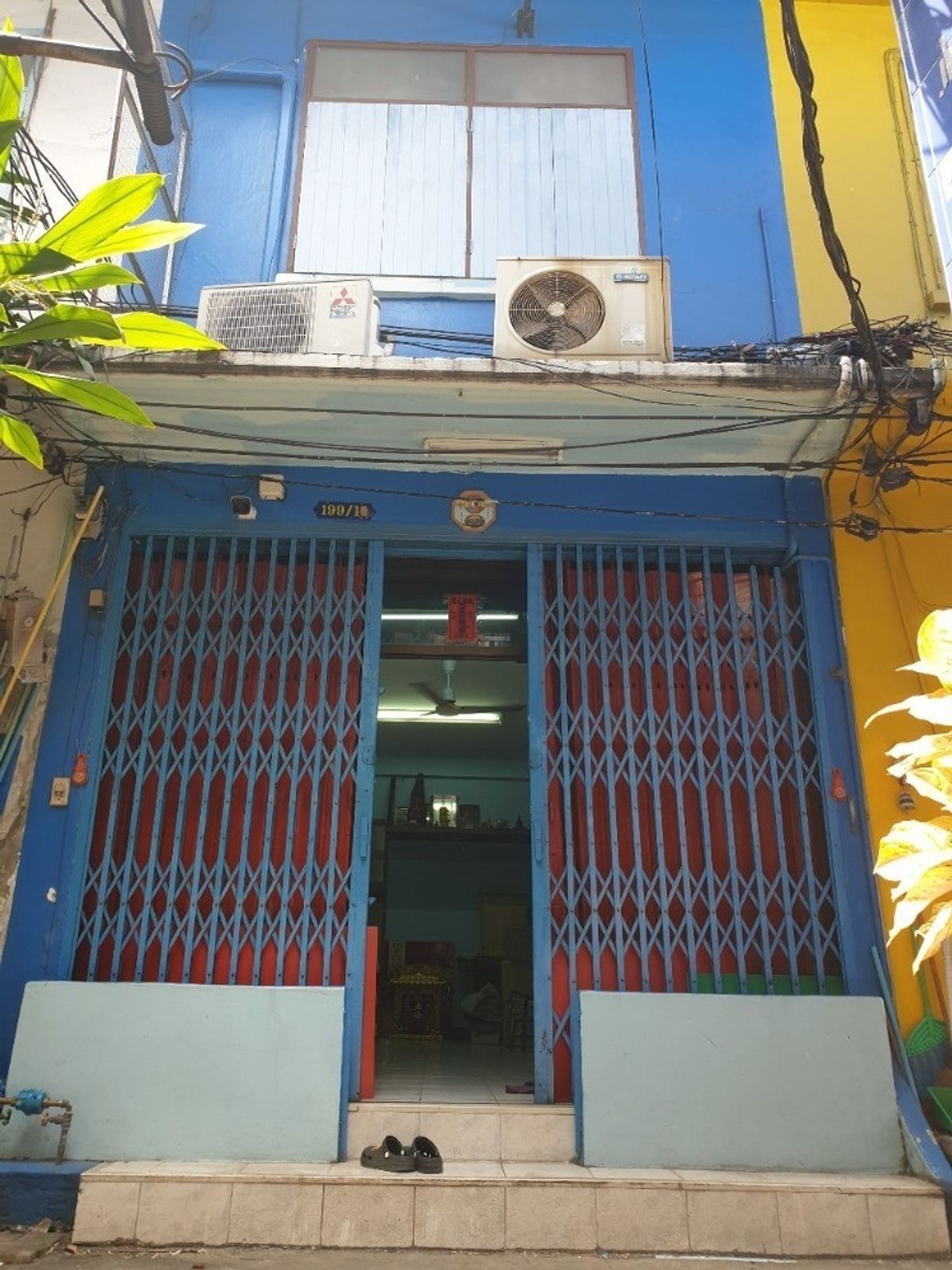 For SaleShop HouseSilom, Saladaeng, Bangrak : Selling a commercial building in Soi Chinda Thawin, Maha Phruetharam Subdistrict, Bang Rak, good location near the Golden line (N.1598)