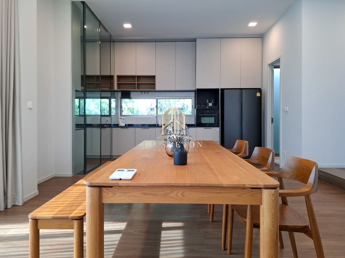 HousePattanakan, Srinakarin : VIVE Rama 9 complete with furniture 📞092-4252445