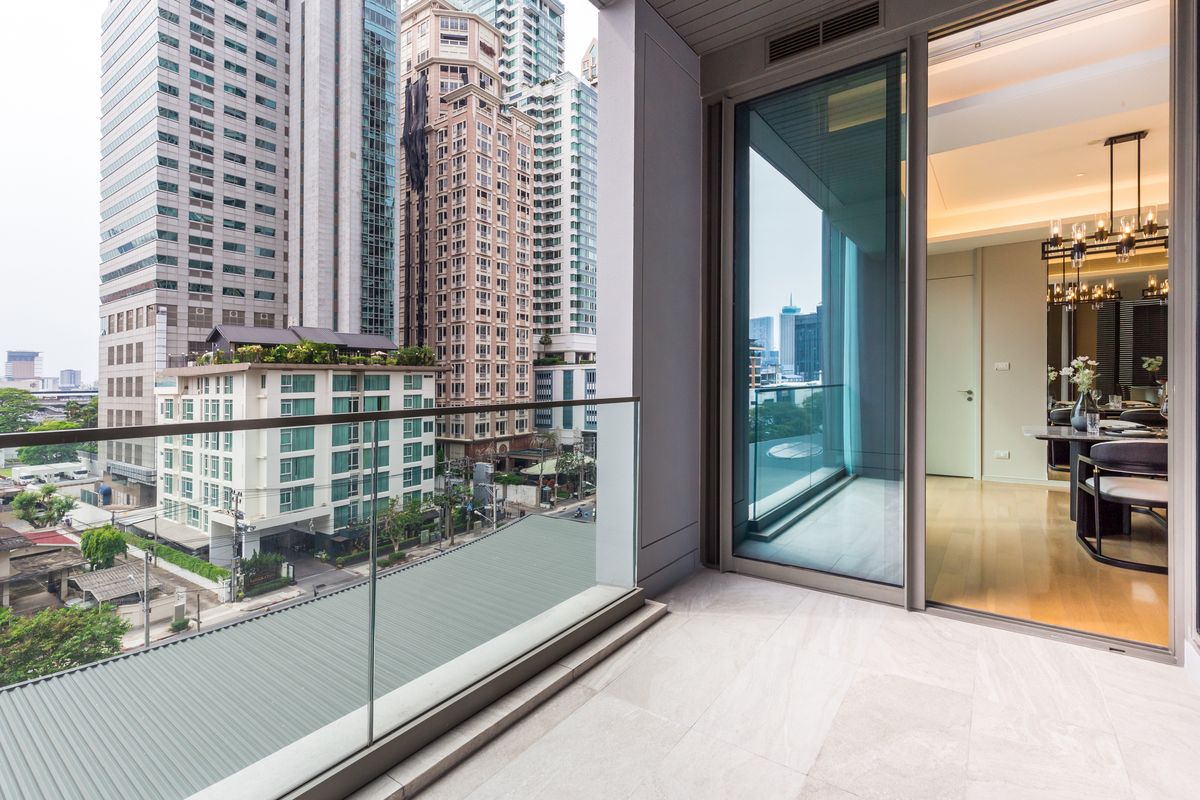 For RentCondoWitthayu, Chidlom, Langsuan, Ploenchit : 🔥For Rent Now🔥 Baan Sindhorn Luxury Residence, an ultra-luxury condo in the heart of Langsuan. 2 bedrooms, 3 bathrooms. Ready to move in❗