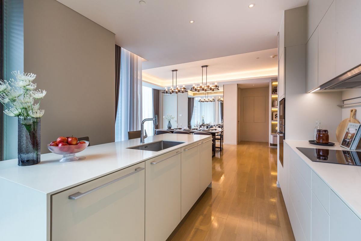 For RentCondoWitthayu, Chidlom, Langsuan, Ploenchit : 🔥For Rent Now🔥 Baan Sindhorn Luxury Residence, an ultra-luxury condo in the heart of Langsuan. 2 bedrooms, 3 bathrooms. Ready to move in❗