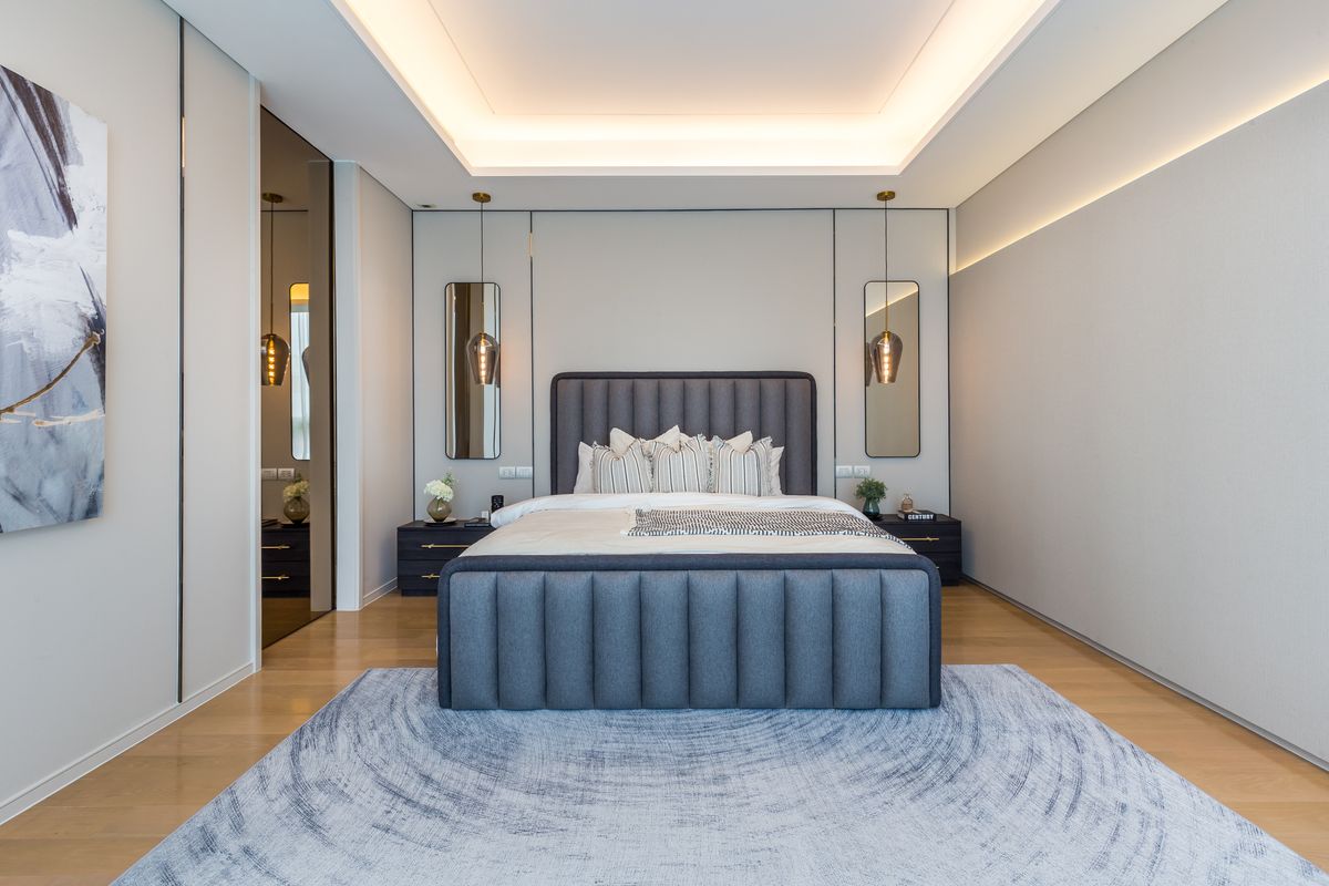 For RentCondoWitthayu, Chidlom, Langsuan, Ploenchit : 🔥For Rent Now🔥 Baan Sindhorn Luxury Residence, an ultra-luxury condo in the heart of Langsuan. 2 bedrooms, 3 bathrooms. Ready to move in❗
