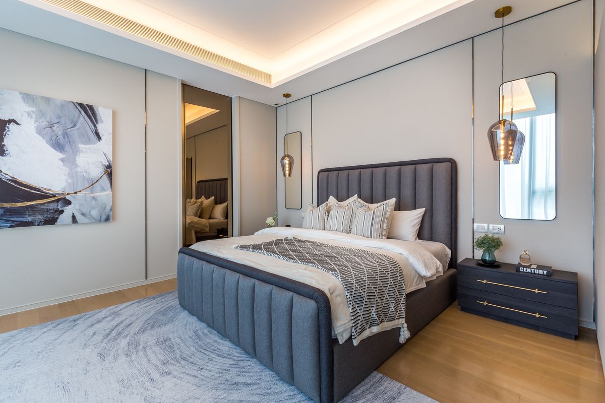 For RentCondoWitthayu, Chidlom, Langsuan, Ploenchit : 🔥For Rent Now🔥 Baan Sindhorn Luxury Residence, an ultra-luxury condo in the heart of Langsuan. 2 bedrooms, 3 bathrooms. Ready to move in❗