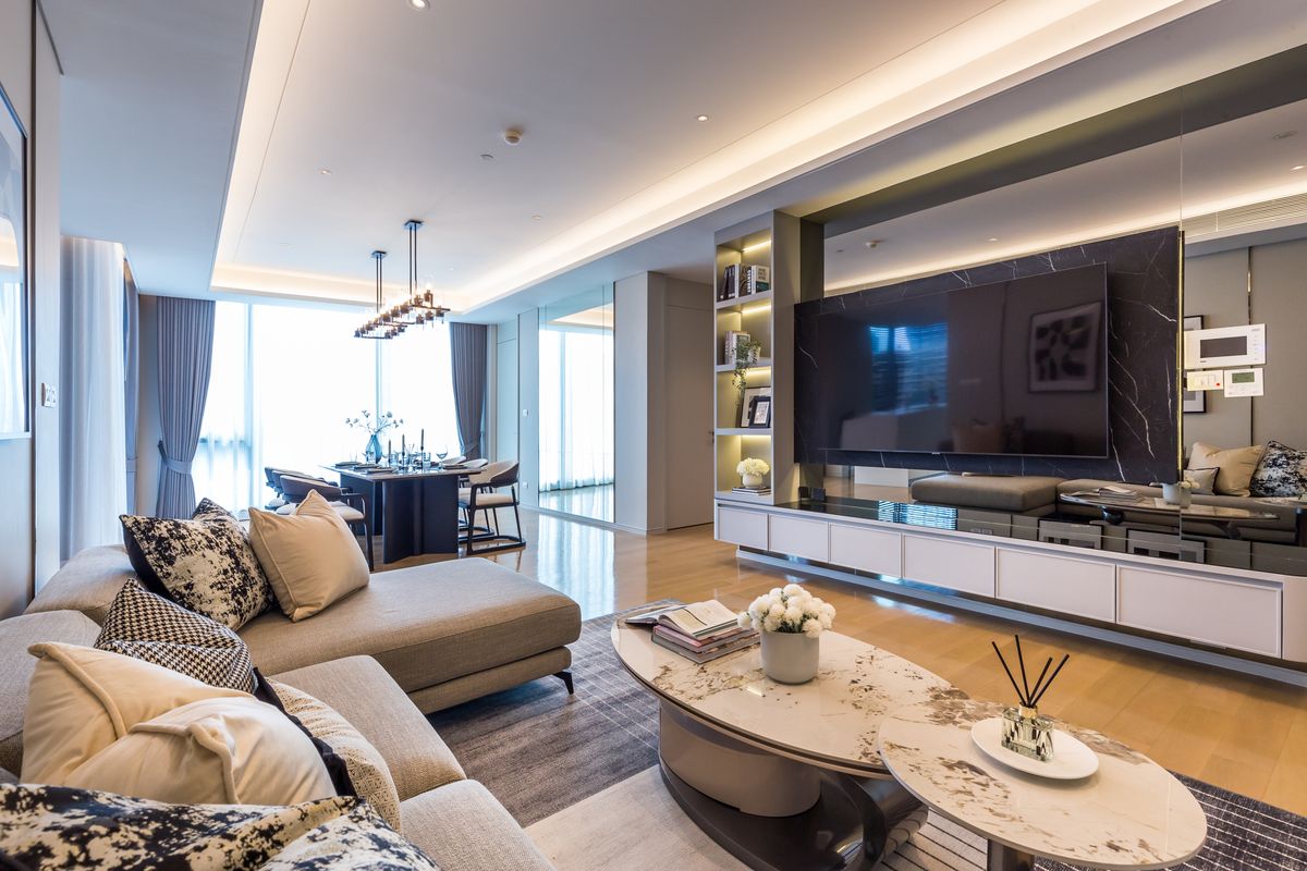 For RentCondoWitthayu, Chidlom, Langsuan, Ploenchit : 🔥For Rent Now🔥 Baan Sindhorn Luxury Residence, an ultra-luxury condo in the heart of Langsuan. 2 bedrooms, 3 bathrooms. Ready to move in❗