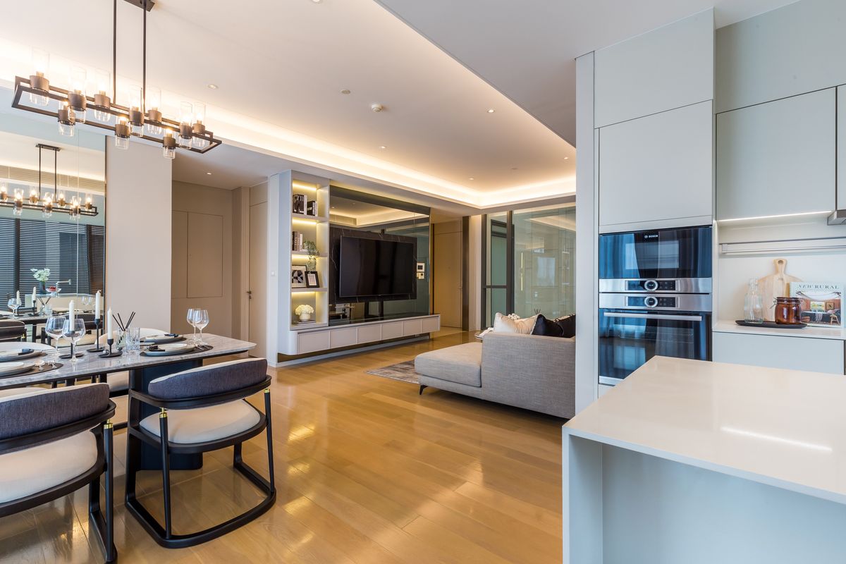 For RentCondoWitthayu, Chidlom, Langsuan, Ploenchit : 🔥For Rent Now🔥 Baan Sindhorn Luxury Residence, an ultra-luxury condo in the heart of Langsuan. 2 bedrooms, 3 bathrooms. Ready to move in❗