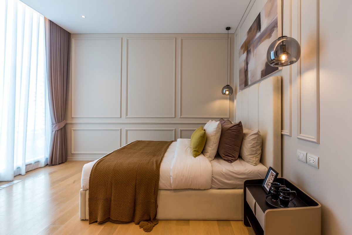 For RentCondoWitthayu, Chidlom, Langsuan, Ploenchit : 🔥For Rent Now🔥 Baan Sindhorn Luxury Residence, an ultra-luxury condo in the heart of Langsuan. 2 bedrooms, 3 bathrooms. Ready to move in❗