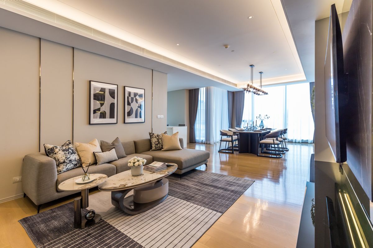 For RentCondoWitthayu, Chidlom, Langsuan, Ploenchit : 🔥For Rent Now🔥 Baan Sindhorn Luxury Residence, an ultra-luxury condo in the heart of Langsuan. 2 bedrooms, 3 bathrooms. Ready to move in❗